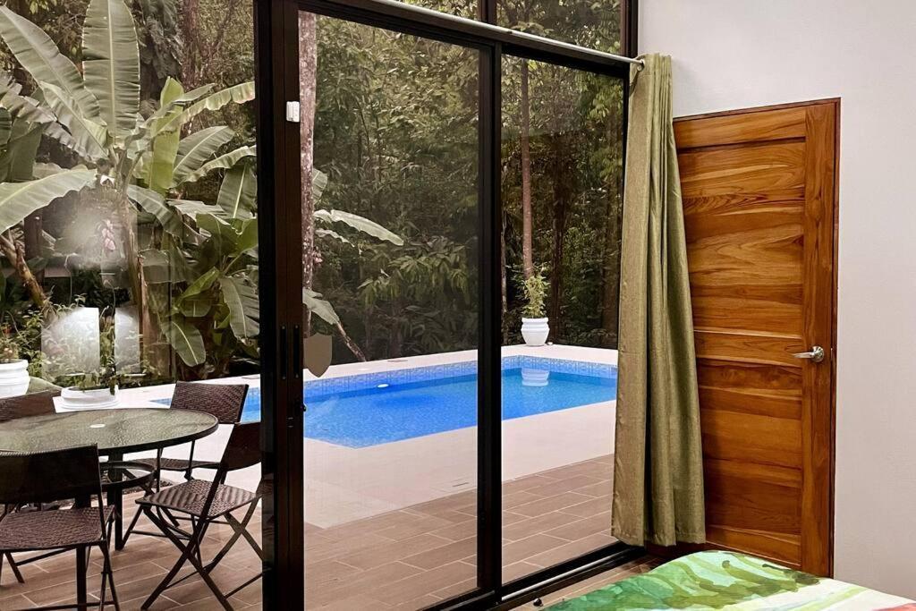 An Abundance Of Wildlife At Jungle Glory Abajo Holiday home